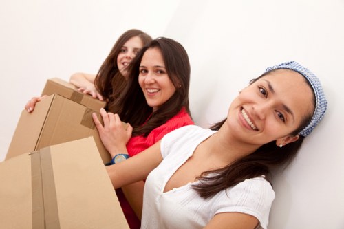 Local Thorntonheath self storage space for household items