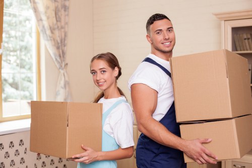 Business relocation support for local removals in Thorntonheath